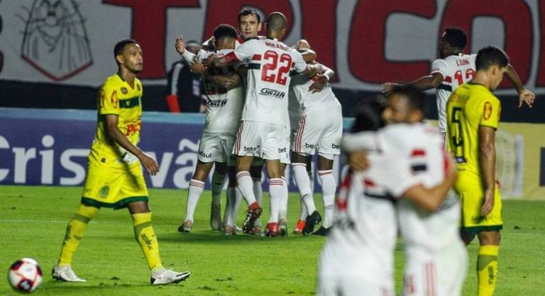 São Paulo goleia Mirassol por 4 a 0 e enfrenta Palmeiras ...